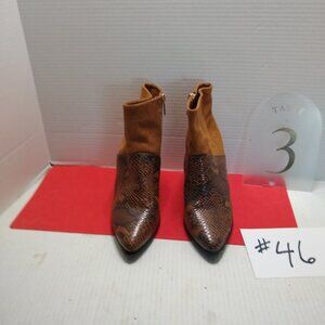 Comfort Ankle Booties 4” heels 8M With Suede and Reptile Skin Pointed Toes